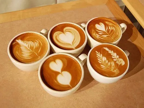 重庆咖啡师培训 7种常见咖啡的入门知识，看懂了，咖啡厅里再也不会感到尴尬